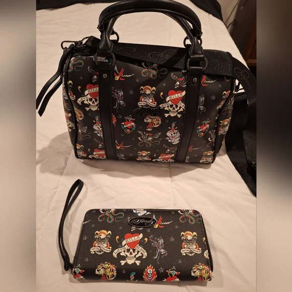 ED HARDY TATTOO SATCHEL & WALLET SET - Picture 1 of 8